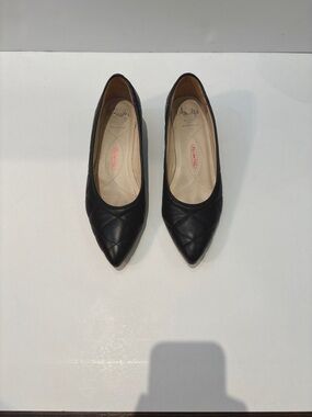 Amalfi Black Pointed Quilted Flats